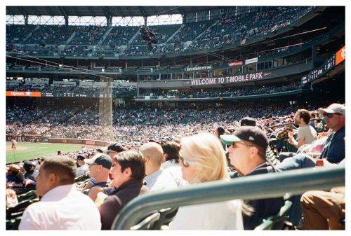 851E85C0-4789-4B65-9DC1-11FA3D25E406 1 105 c